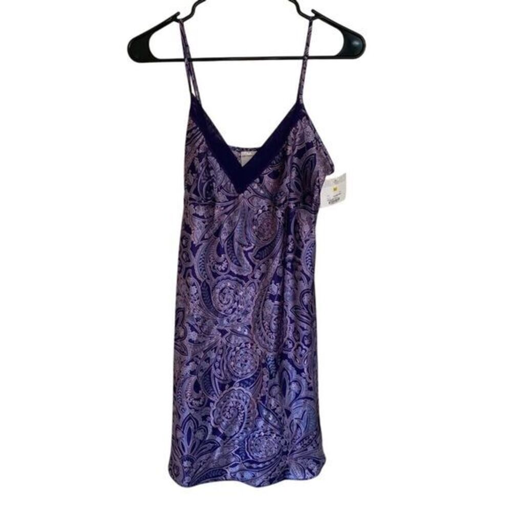 Liz Claiborne Purple Paisley Chemise Sleeveless Lingerie‎ Nightgown M Slip Dress